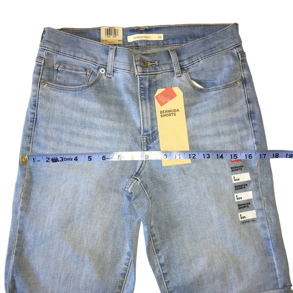 Levi’s Women's Bermuda Denim Shorts 26